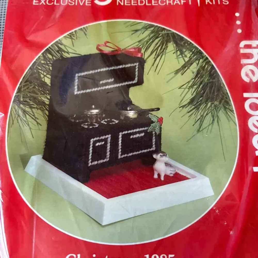 Old Fashioned Stove Christmas 1985 Ornament Vintage Needlepoint Kit Mary Maxim